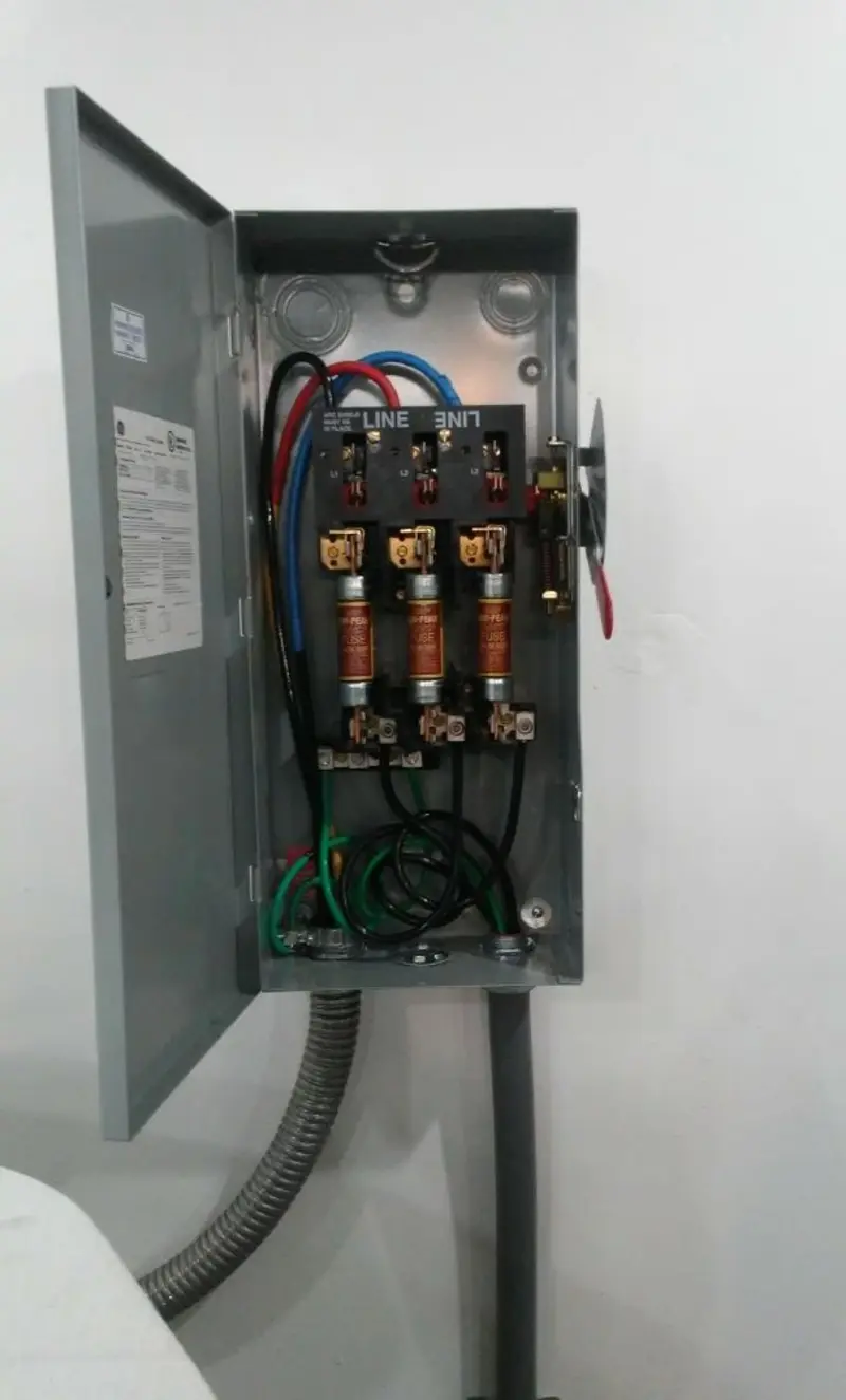 Three-phase disconnect switch installed for Electrical Wiring & Rewiring in Cortlandt